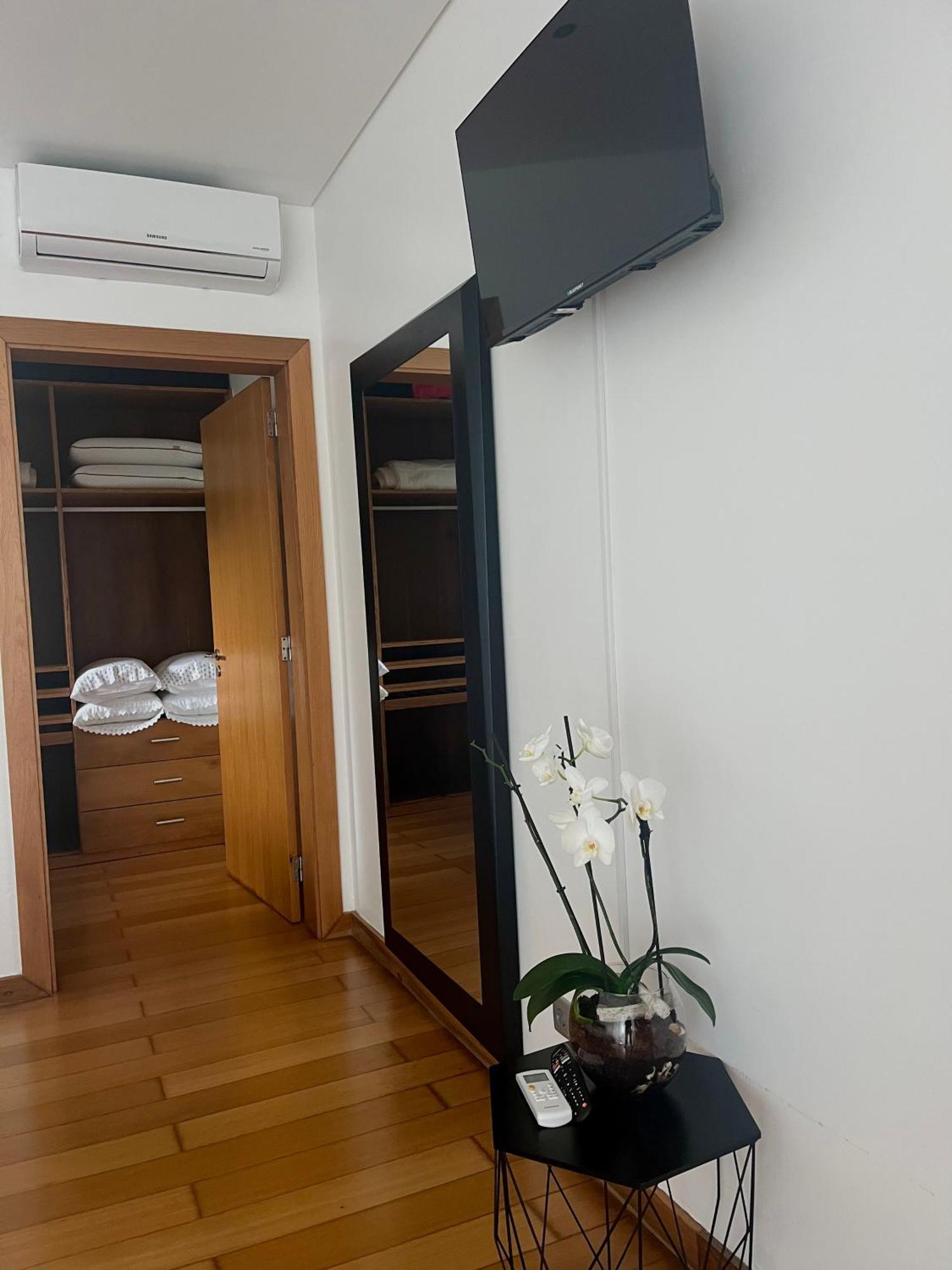 Crystal House Apartment Angra do Heroismo Bagian luar foto